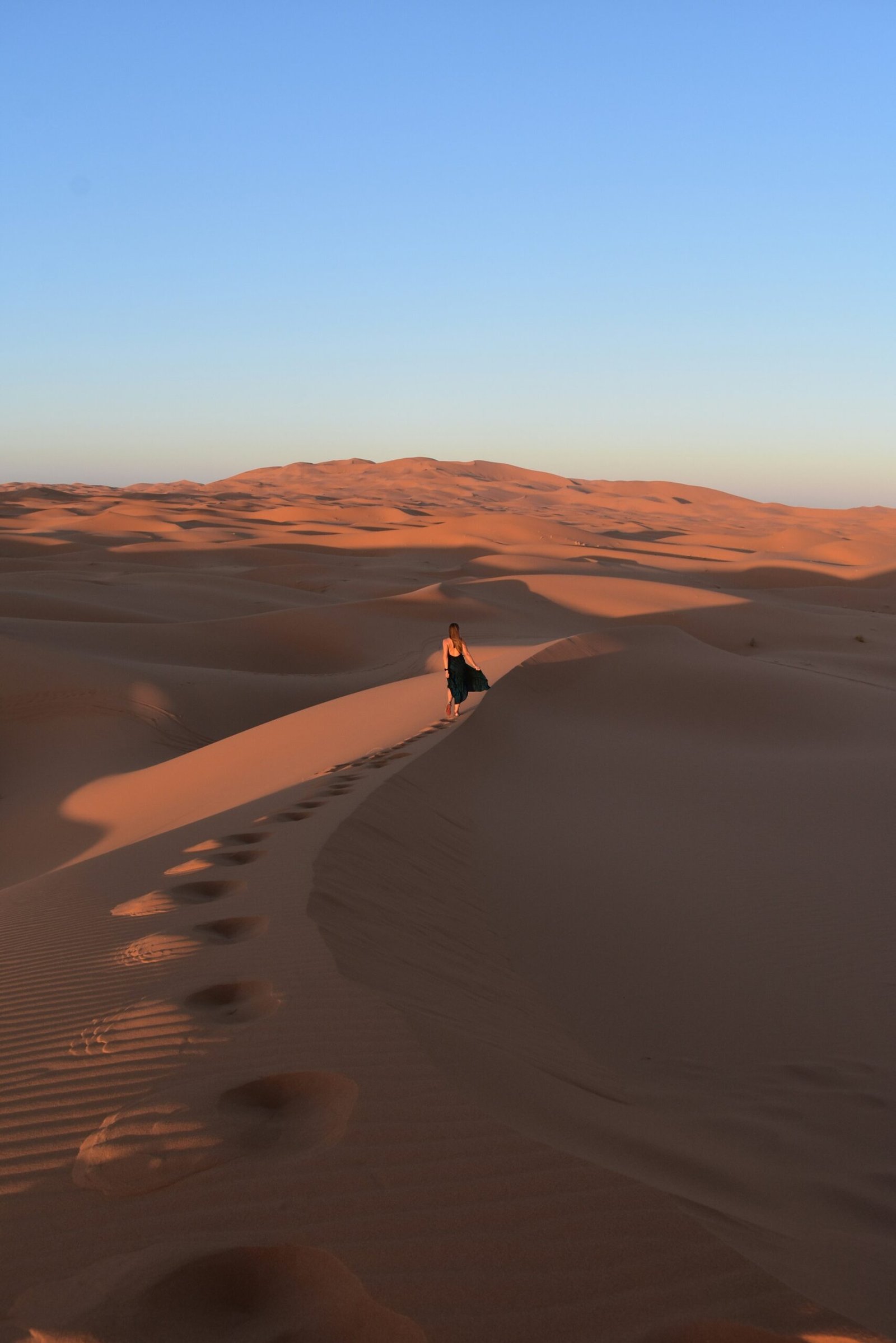 Merzouga ( Desert )